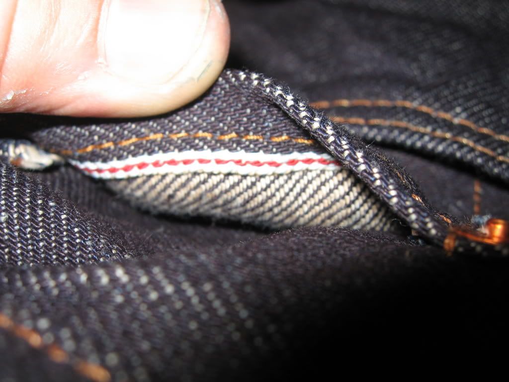 forsaleuniqlo003.jpg