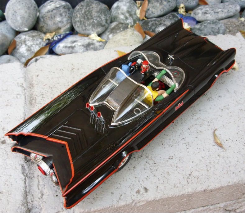 batmobile007.jpg
