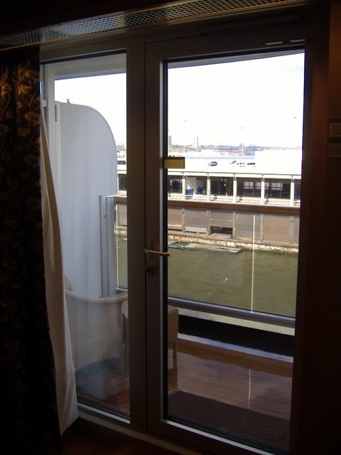 NoordamStateroom5002003.jpg