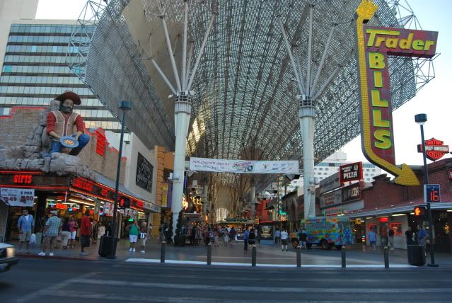 ETAPA 9: DESASTRE EN LAS VEGAS - COSTA OESTE USA 2010...UN SUEÑO HECHO REALIDAD! (7)