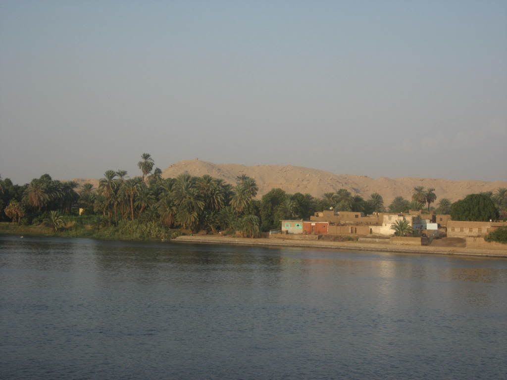 IMG_6114.jpg Paseando por el Rio Nilo image by elacapulcorock