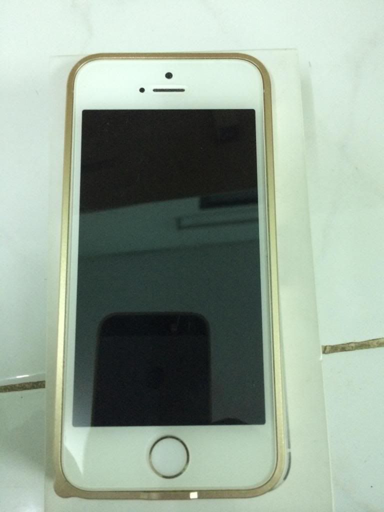 Bán Iphone 5s Gold 64 Gb World NEW 99% Full Box - 1