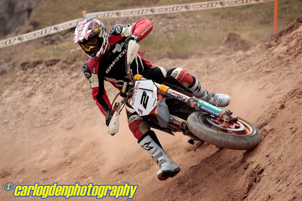 IMAGE: http://i168.photobucket.com/albums/u178/CarlOgdenPhotography/Bikes/BSMC_Rowrah_01.jpg