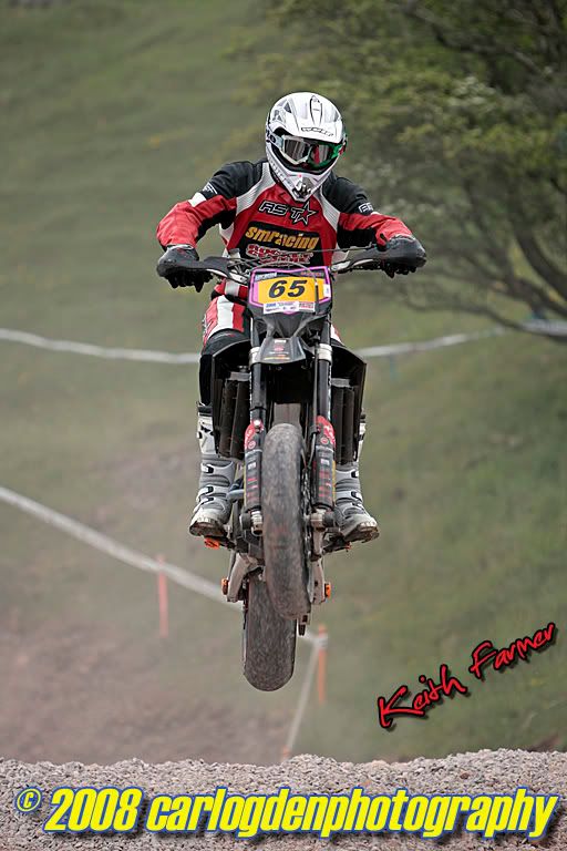 IMAGE: http://i168.photobucket.com/albums/u178/CarlOgdenPhotography/Bikes/BSMC_Rowrah_03.jpg