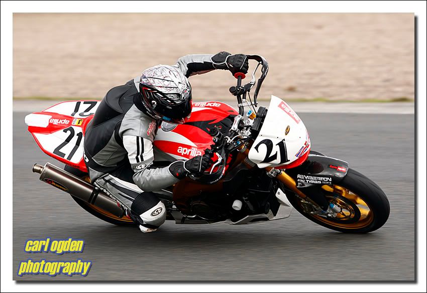 IMAGE: http://i168.photobucket.com/albums/u178/CarlOgdenPhotography/Bikes/Iddon_01.jpg