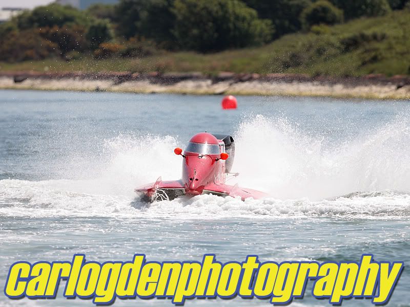 IMAGE: http://i168.photobucket.com/albums/u178/CarlOgdenPhotography/Boats/Barrow%20Race%20Day%204/Barrow_01.jpg