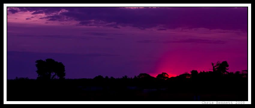 IMAGE: http://i168.photobucket.com/albums/u185/nzshrimper/chchsunset2008.jpg
