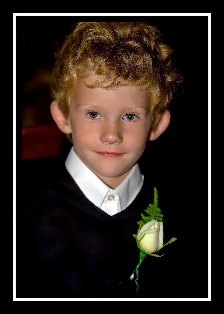 IMAGE: http://i168.photobucket.com/albums/u185/nzshrimper/olli2wborder.jpg