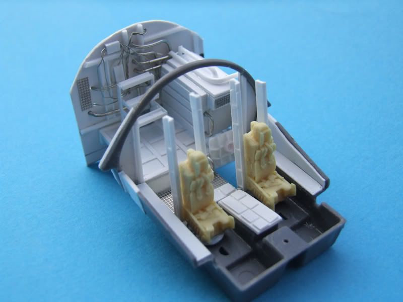b2cockpit1.jpg