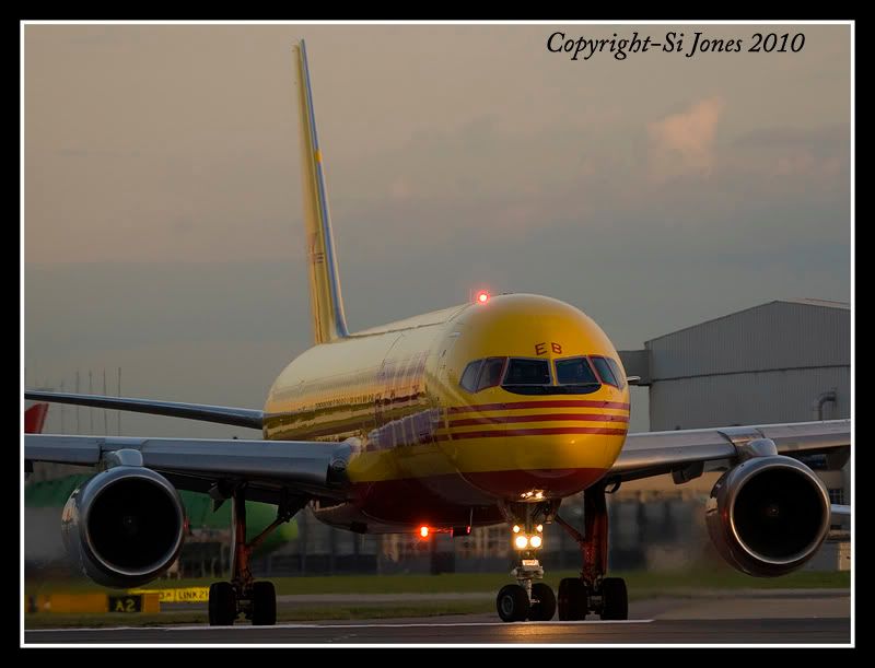 http://i168.photobucket.com/albums/u188/EZY433/20100515-D-ALEB-757-200-DHL-FORUM.jpg