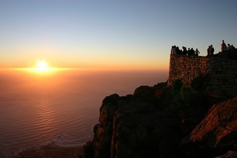 Waiting_Sunset_Table_Mountain_Cape_.jpg picture by Princess1944