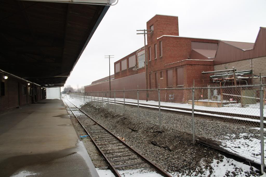 IMAGE: http://i168.photobucket.com/albums/u190/slamin81/031_zpsa465c119.jpg