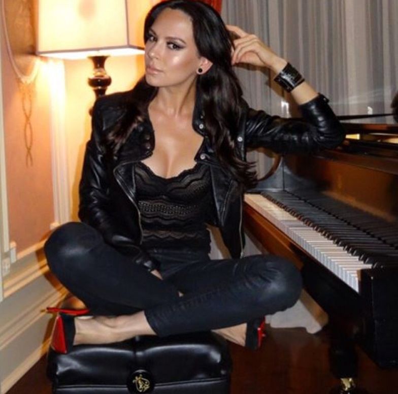 Lola-Astanova_01_zpsf6ziozak.jpg