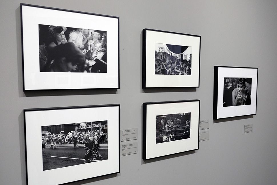 Garry Winogrand Exhibition Jeu De Paume Paris Guillotine