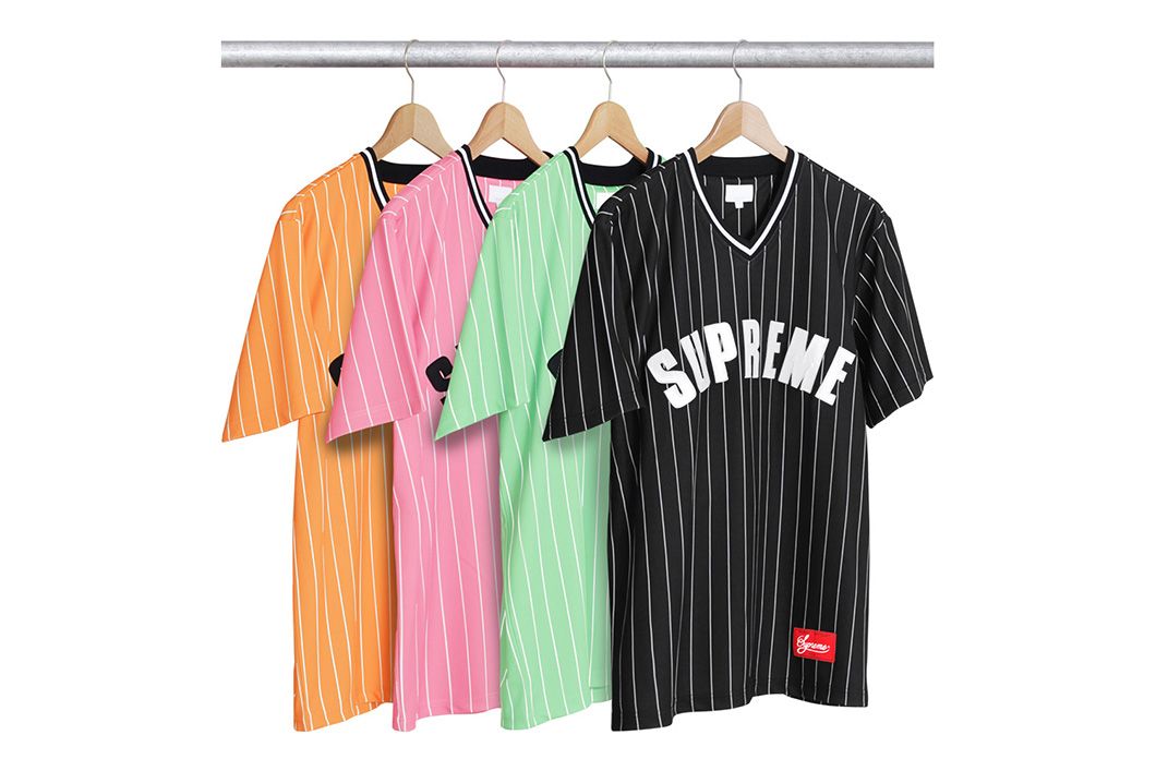 SUPREME - S/S 2017 COLLECTION • Page 4 sur 6 • Guillotine