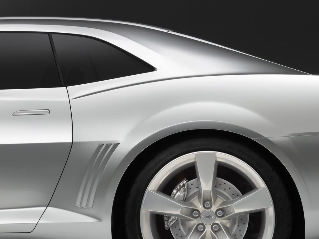 new_camaro_002.jpg