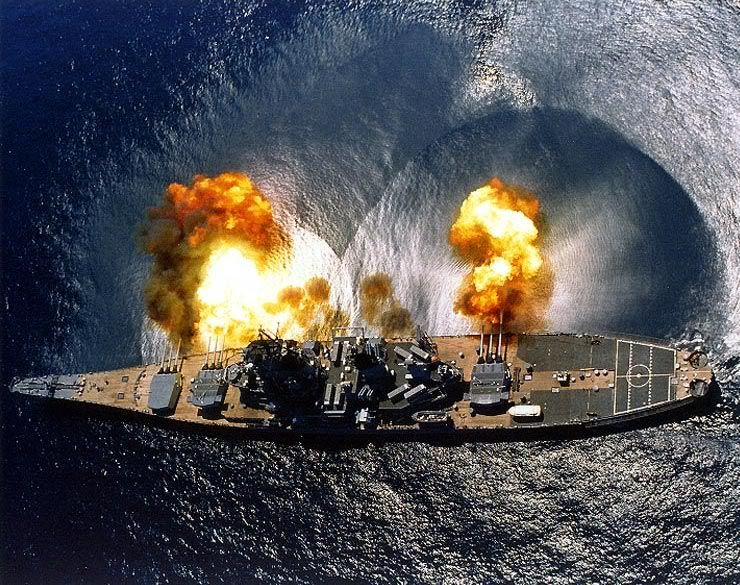 https://i168.photobucket.com/albums/u176/Swiss-Brad/Uss_iowa_bb-61_pr.jpg